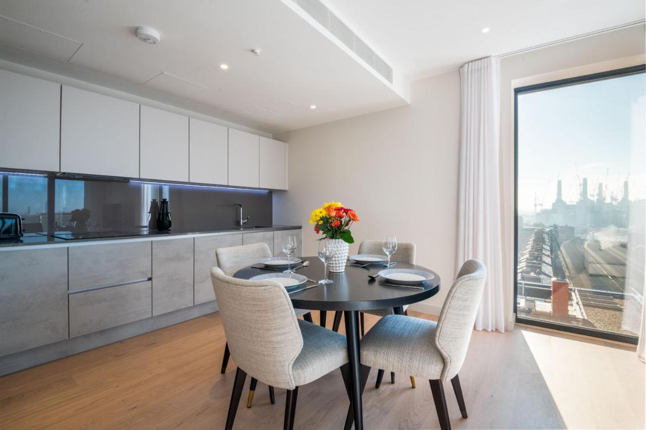 Modern Family Home Close To Victoria Station By Underthedoormat London Ngoại thất bức ảnh